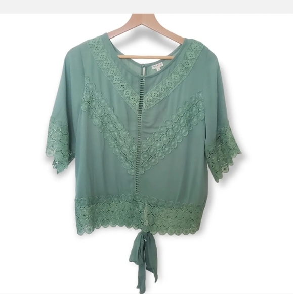 Self Esteem Crochet Lace Trim Bell Sleeve Crop Top Blouse in Sage Size S - Picture 2 of 8